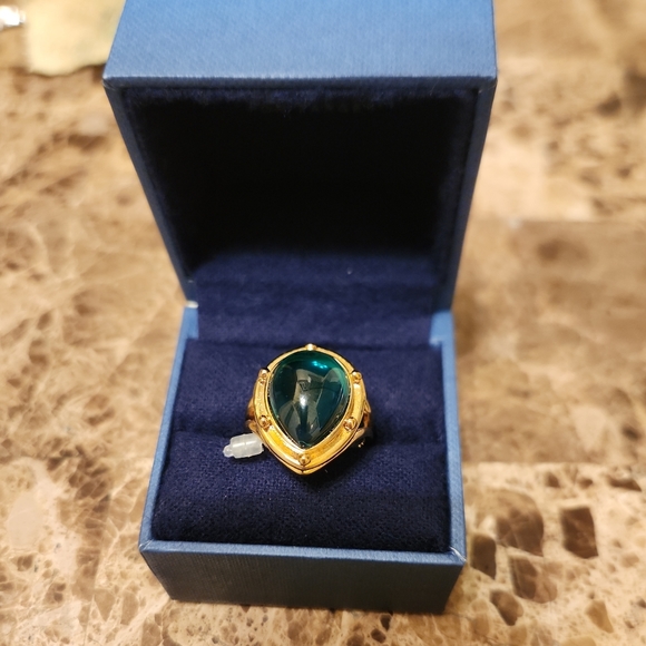 NEW gold plated Temple St. Clair for Target Ring Limited Edition  2010 Size 8 - Picture 6 of 6